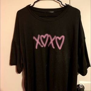 OVERSIZED black t shirt